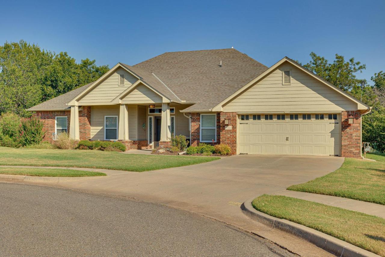 Quaint Noble Home 6 Mi To University Of Oklahoma! นอร์แมน ภายนอก รูปภาพ